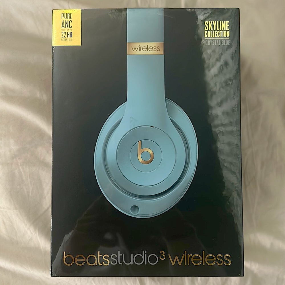 Skyline Collection Wireless Beats- Crystal Blue